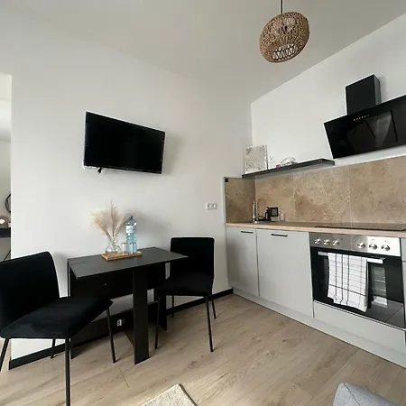 Διαμέρισμα Place2stay Gloggnitz1